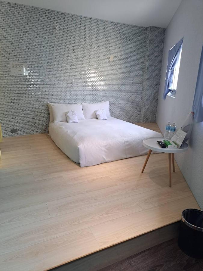 King Wow Inn Tainan Exterior foto
