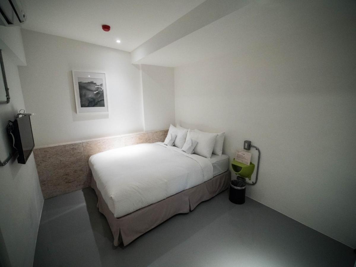 King Wow Inn Tainan Exterior foto